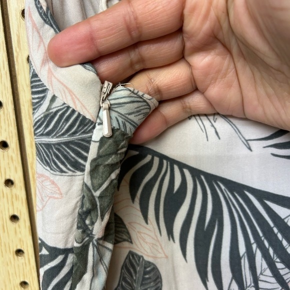 Aritzia Talula Floral Mini Dress - Picture 5 of 6